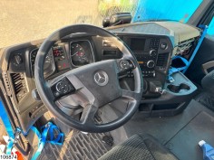Mercedes Actros 2548