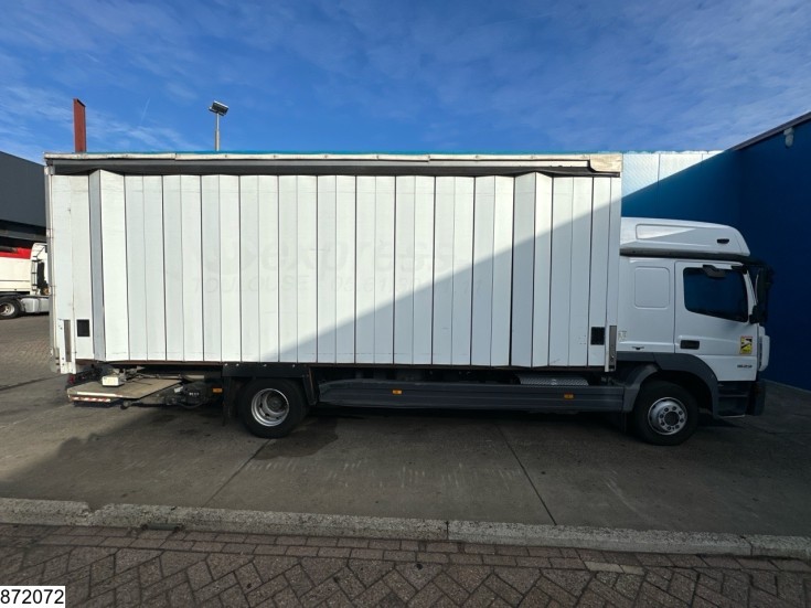 Mercedes Atego 1523