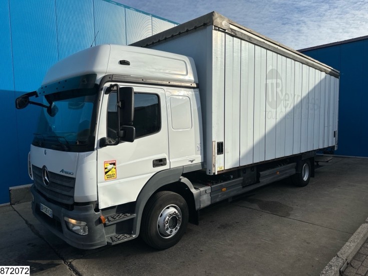 Mercedes Atego 1523