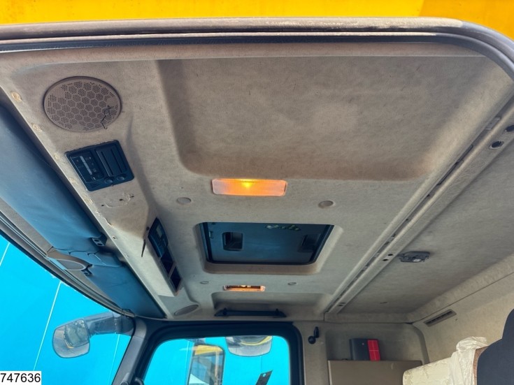 Mercedes Actros 1843
