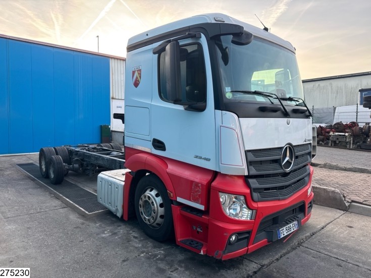 Mercedes Actros 2348