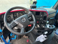 Mercedes Actros 2348