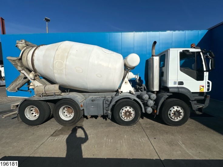 Iveco Trakker
