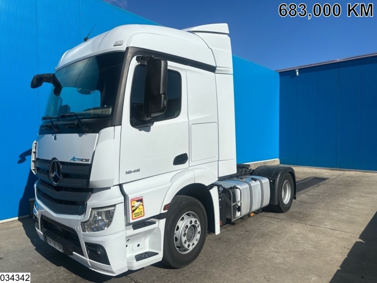 Mercedes Actros 1845