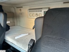 Mercedes Actros 2343