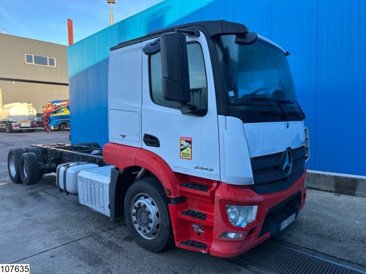 Mercedes Actros 2343