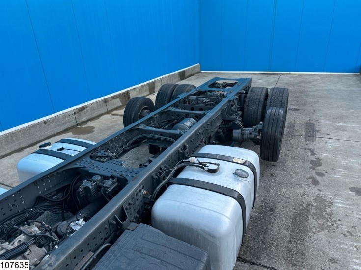 Mercedes Actros 2343