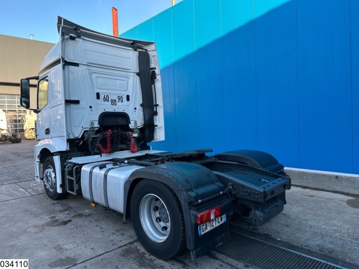 Mercedes Actros 1845