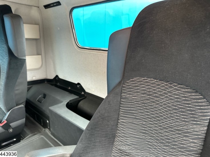 Mercedes Actros 2548