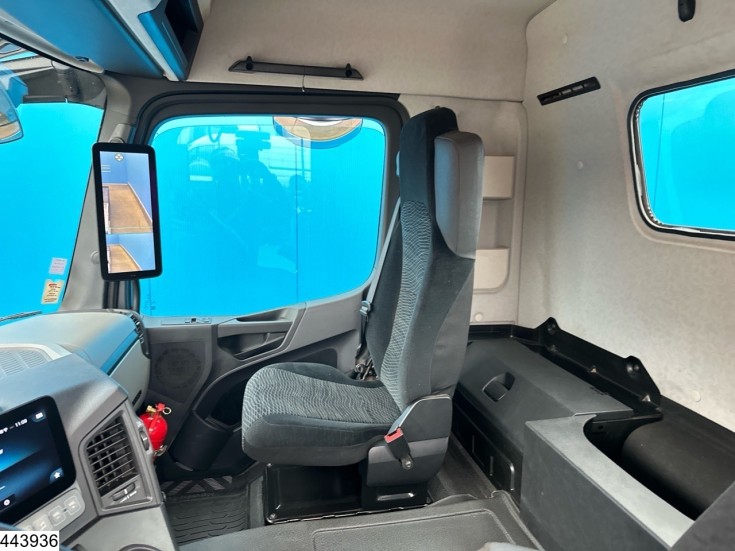 Mercedes Actros 2548