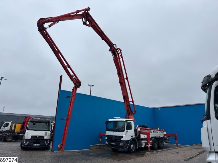 Mercedes Actros 2636