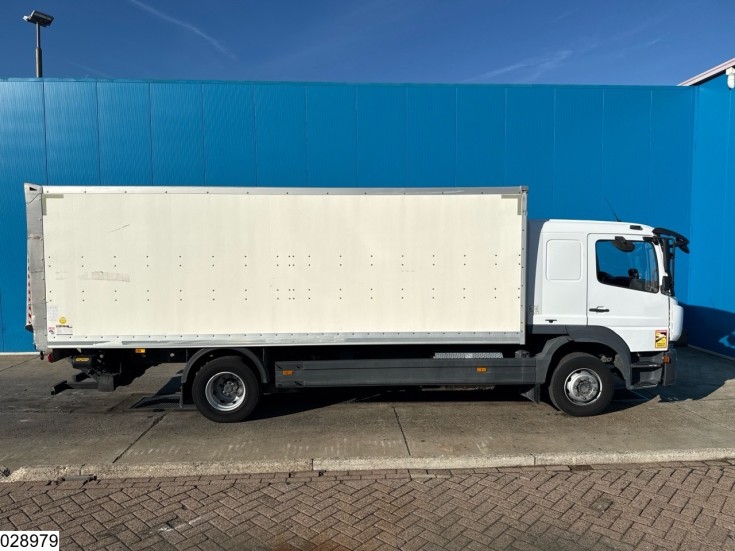 Mercedes Atego 1318