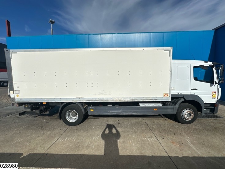 Mercedes Atego 1318