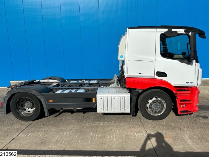 Mercedes Actros 1843