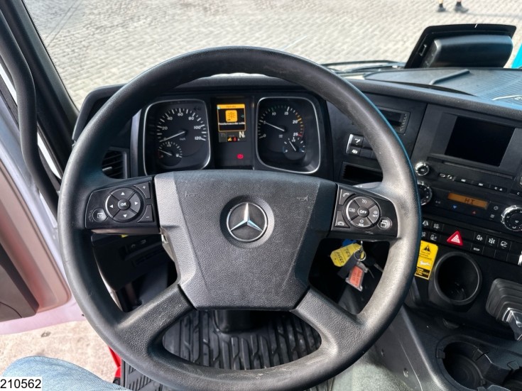 Mercedes Actros 1843