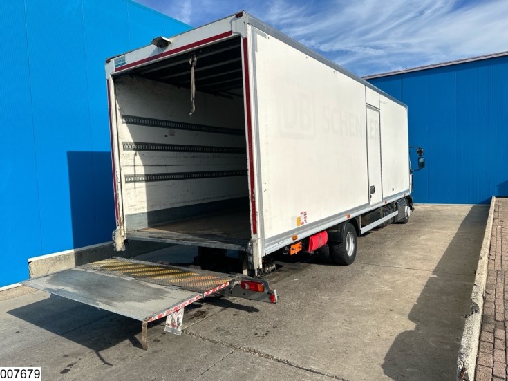 Renault D12 210