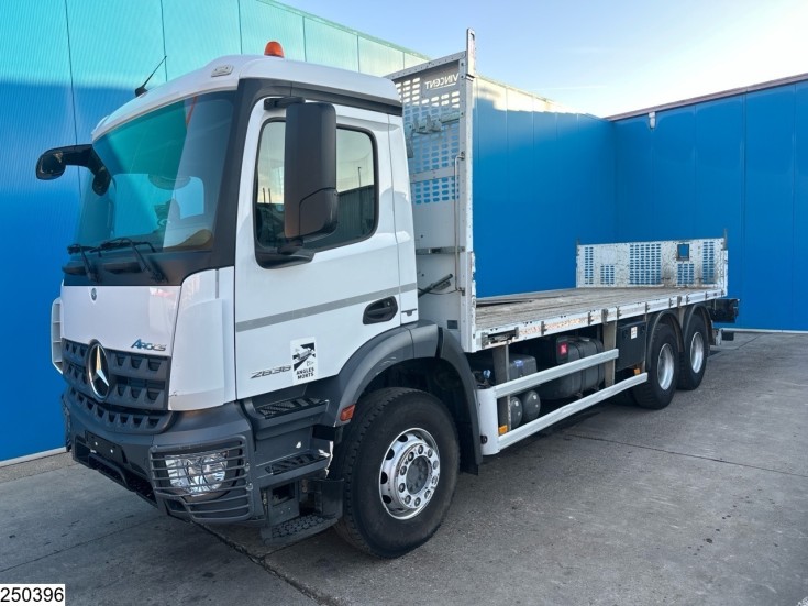 Mercedes Arocs 2636