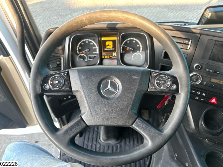 Mercedes Actros 1843