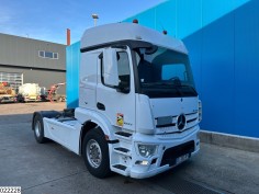 Mercedes Actros 1843