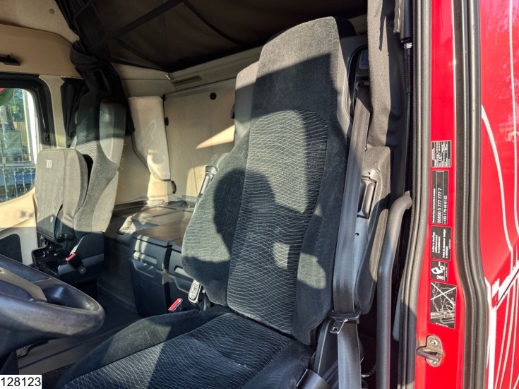 Mercedes Actros 2548