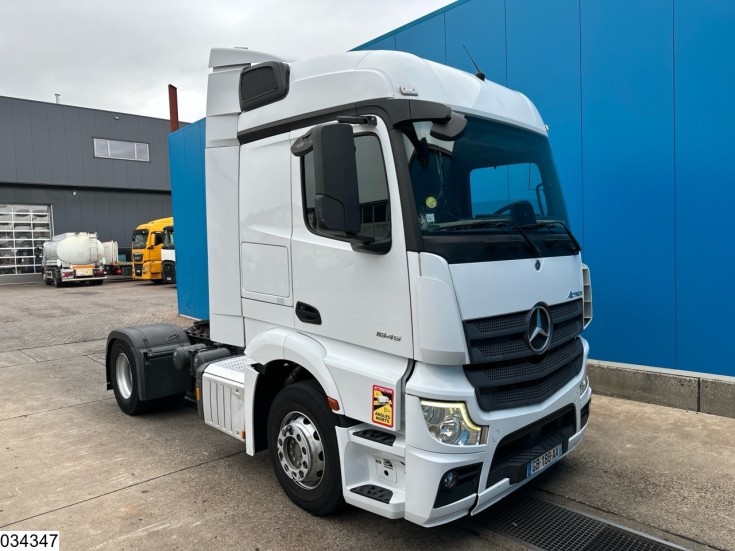 Mercedes Actros 1845