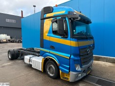 Mercedes Actros 1843