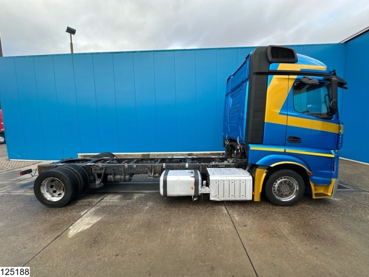 Mercedes Actros 1843