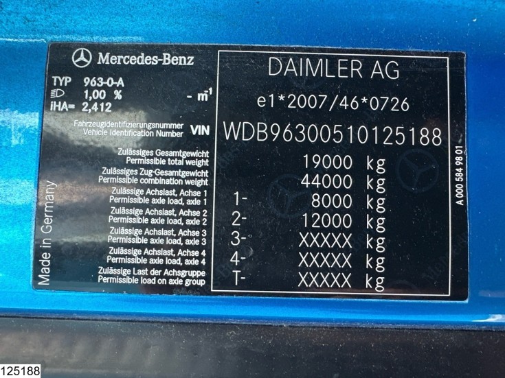 Mercedes Actros 1843