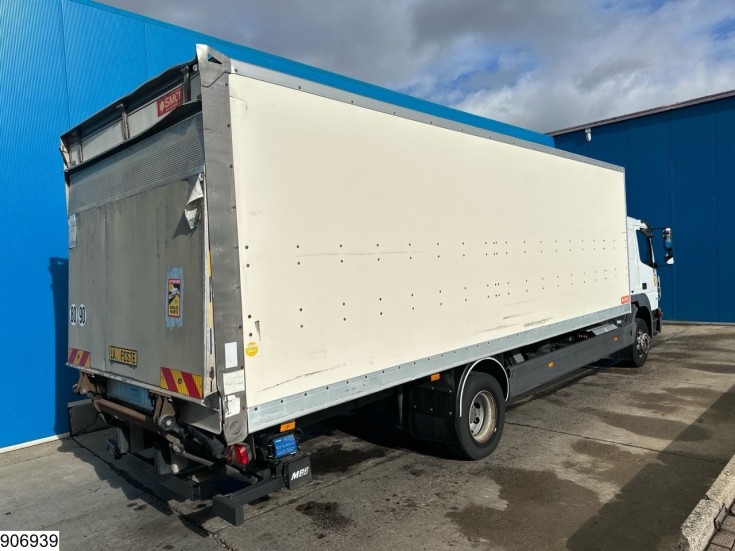 Mercedes Atego 1521