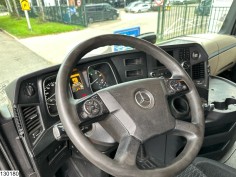 Mercedes Actros 2548
