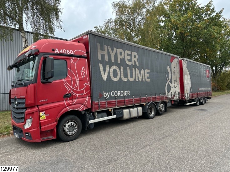 Mercedes Actros 2548