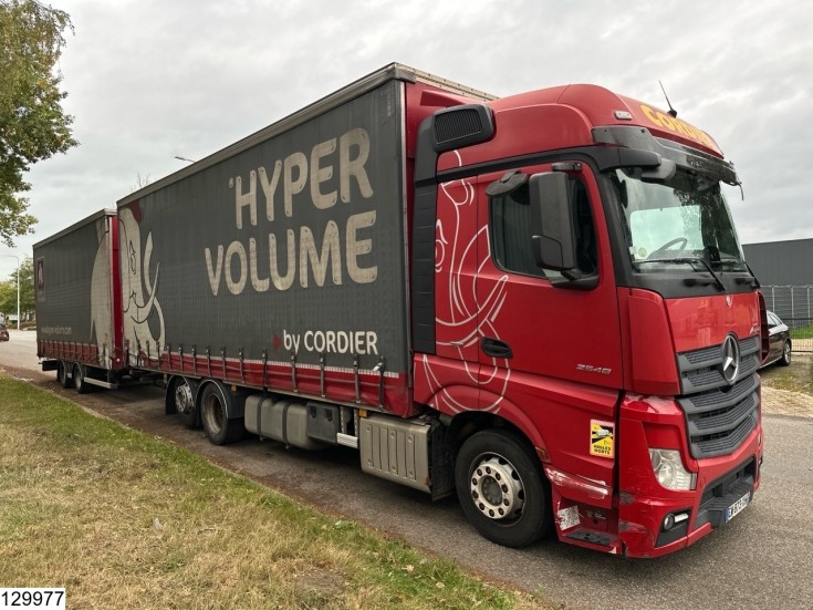 Mercedes Actros 2548