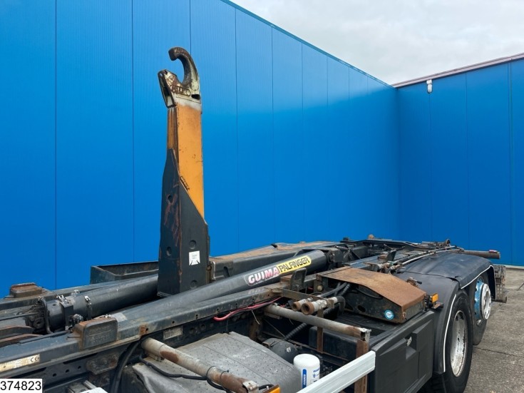 Mercedes Actros 2532