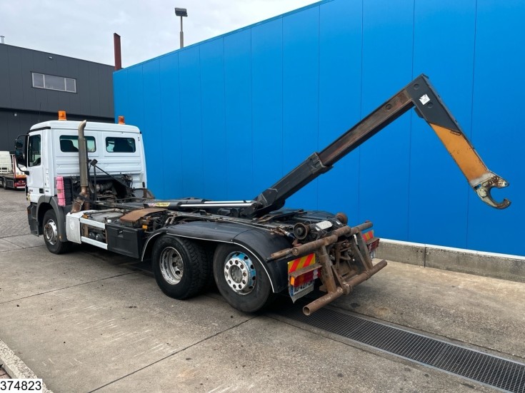 Mercedes Actros 2532