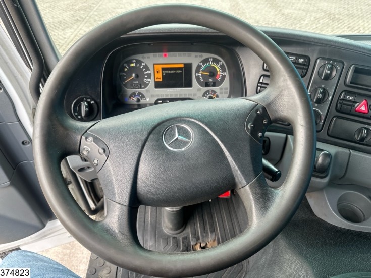 Mercedes Actros 2532