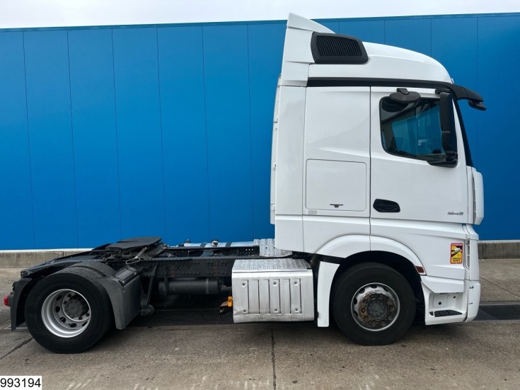 Mercedes Actros 1845