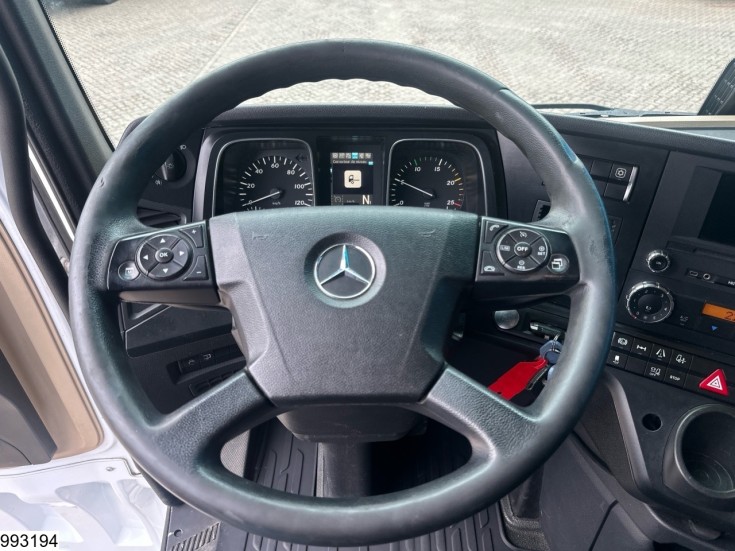 Mercedes Actros 1845