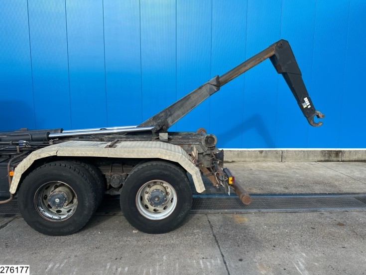 MAN 26 400
