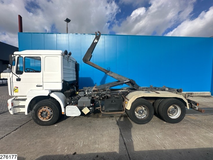 MAN 26 400