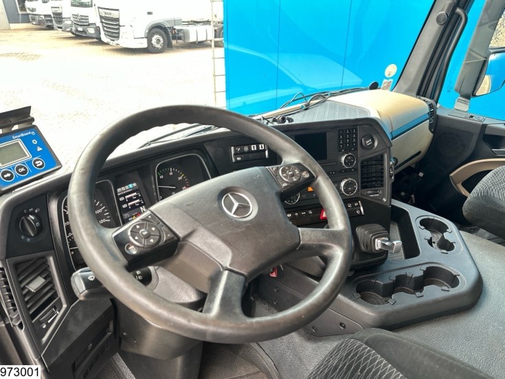 Mercedes Actros 1843