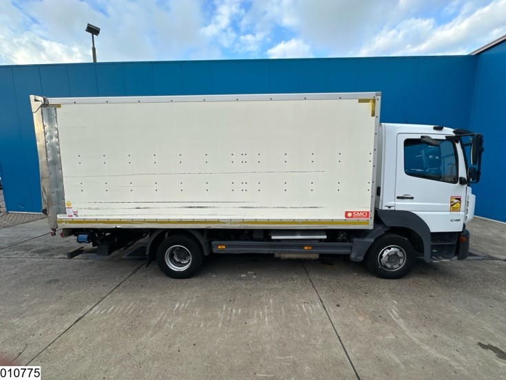 Mercedes Atego 1018