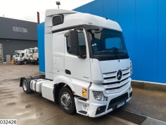 Mercedes Actros 1842