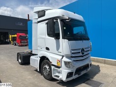 Mercedes Actros 1836