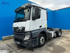 Mercedes Actros 2443