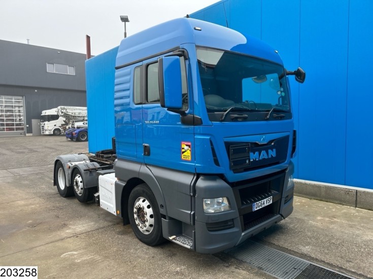 MAN TGX 24 440