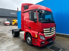 Mercedes Actros 1843