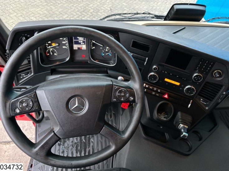 Mercedes Actros 1843