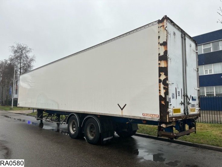 Fruehauf gesloten bak