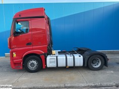 Mercedes Actros 1848