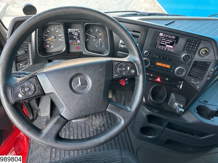 Mercedes Actros 1848